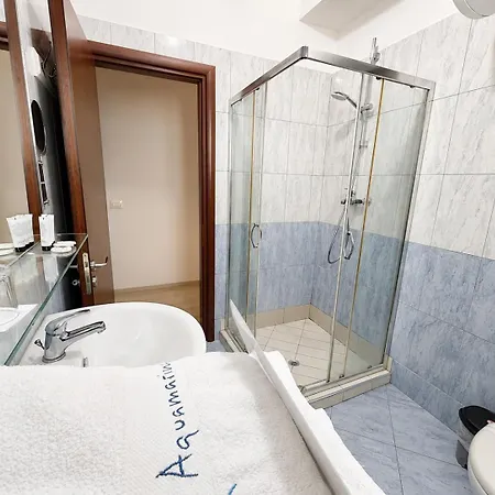 Aquamarine Apartment *